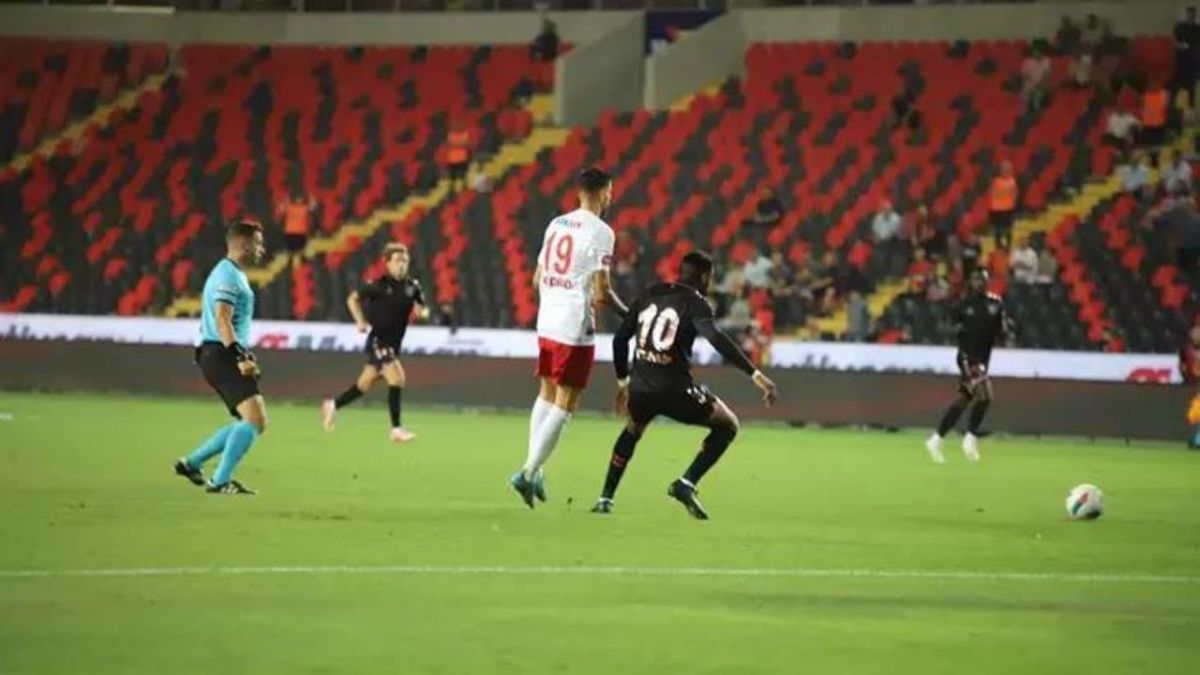 Gaziantep FK, Kendi Evinde Samsunspor'a Boyun Eğdi