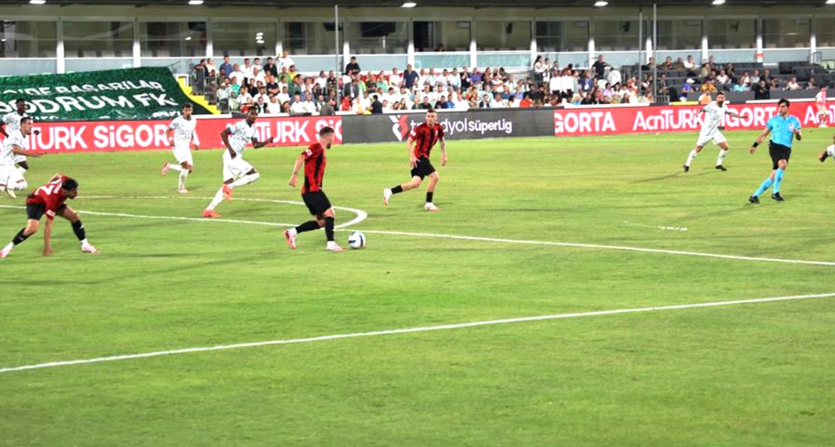 Gaziantep FK, 10 Kişiyle Bodrum'da Zafer Kazandı