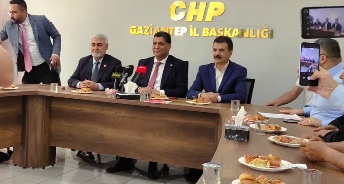 CHP İl Başkanı Reis Reisoğlu, ...