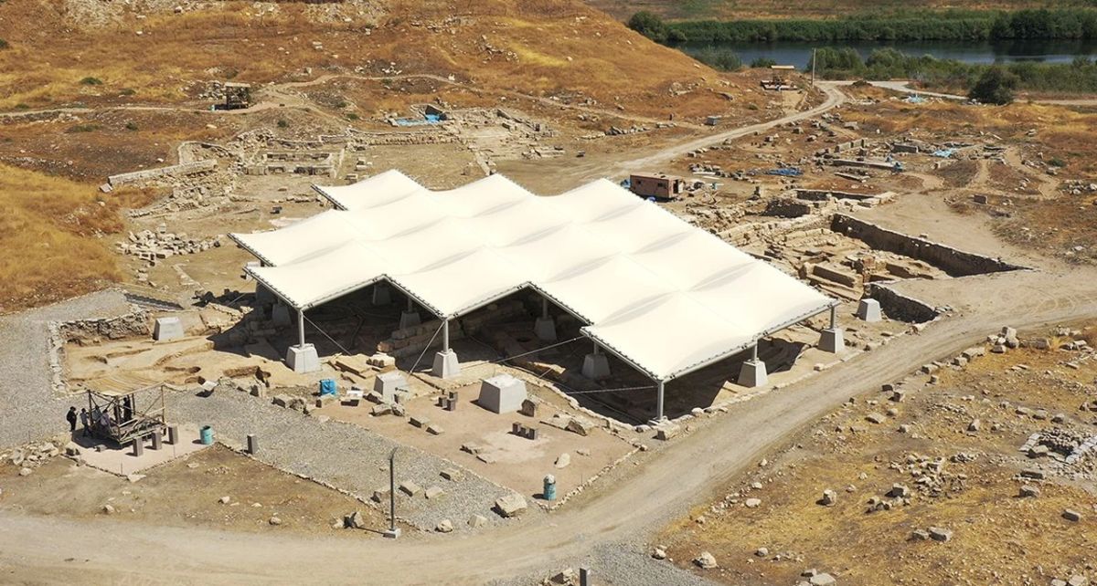 Karkamış Antik Kenti'ne Çelikten Koruyucu Çatı Tamamlandı