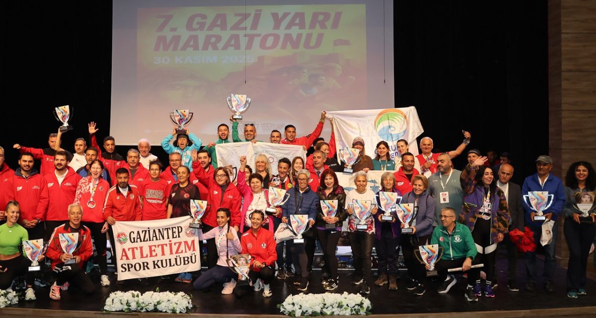 7. Gazi Yarı Maratonu'nda Ödüller Sahiplerini Buldu