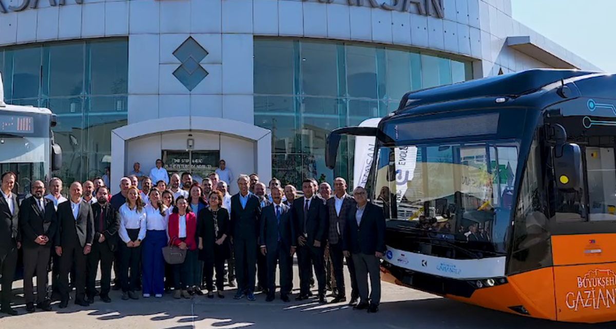 Gaziantep’e 100 Yerli 18 Metrelik Elektrikli Otobüs Geliyor: Türkiye’de Bir İlk