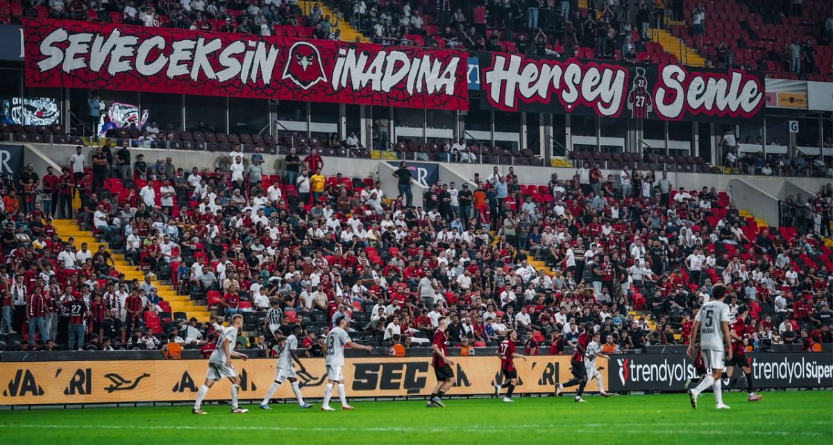Gaziantep FK, Kocaelispor'u Farkla Geçerek Süper Lig'de Üçte Üç Yaptı