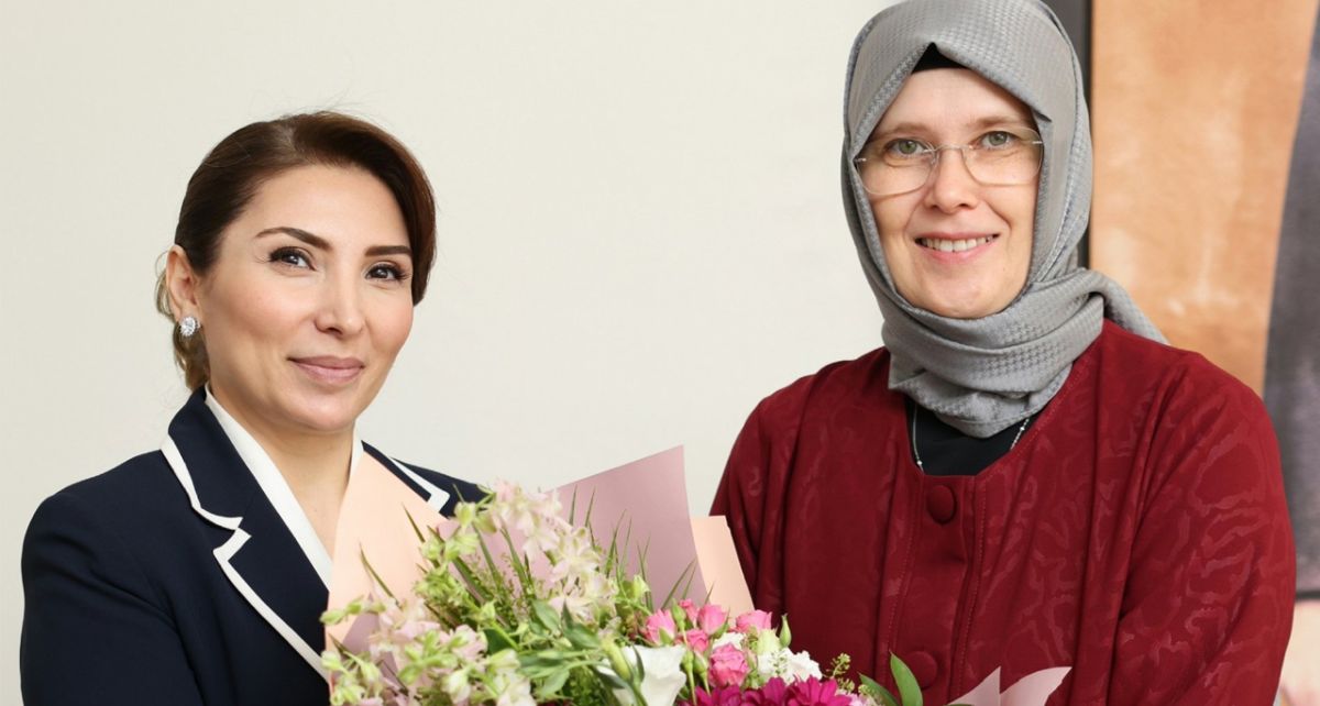 Anneler Günü Arifesinde Anlamlı Buluşma: Kadınlar El Ele, Yürek Yüreğe