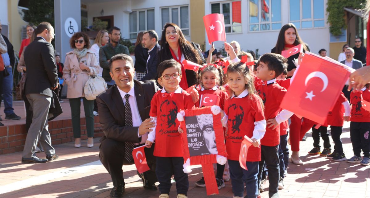 Gaziantep Kolej Vakfı’nı Cumhuriyet Coşkusu ...