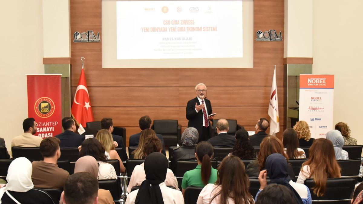GSO Gıda Zirvesi'nde 'Yeni Dünyada Yeni Gıda Ekonomisi' Tartışıldı