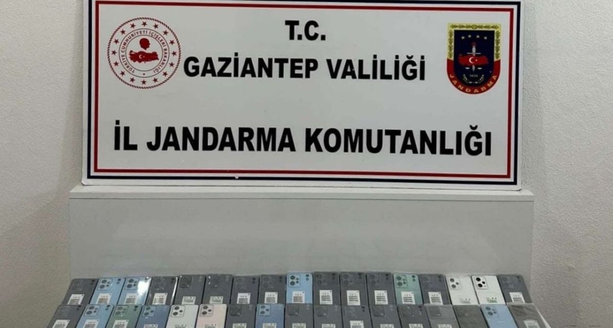 1 Milyon TL değerinde kaçak telefon operasyonu