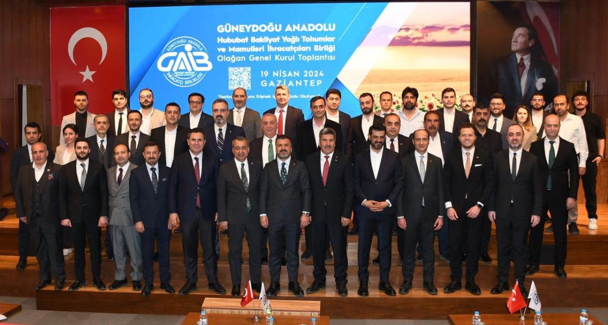 Başkan Celal Kadooğlu’ndan ihracatçılara uyarı:  Finans yönetimine dikkat!