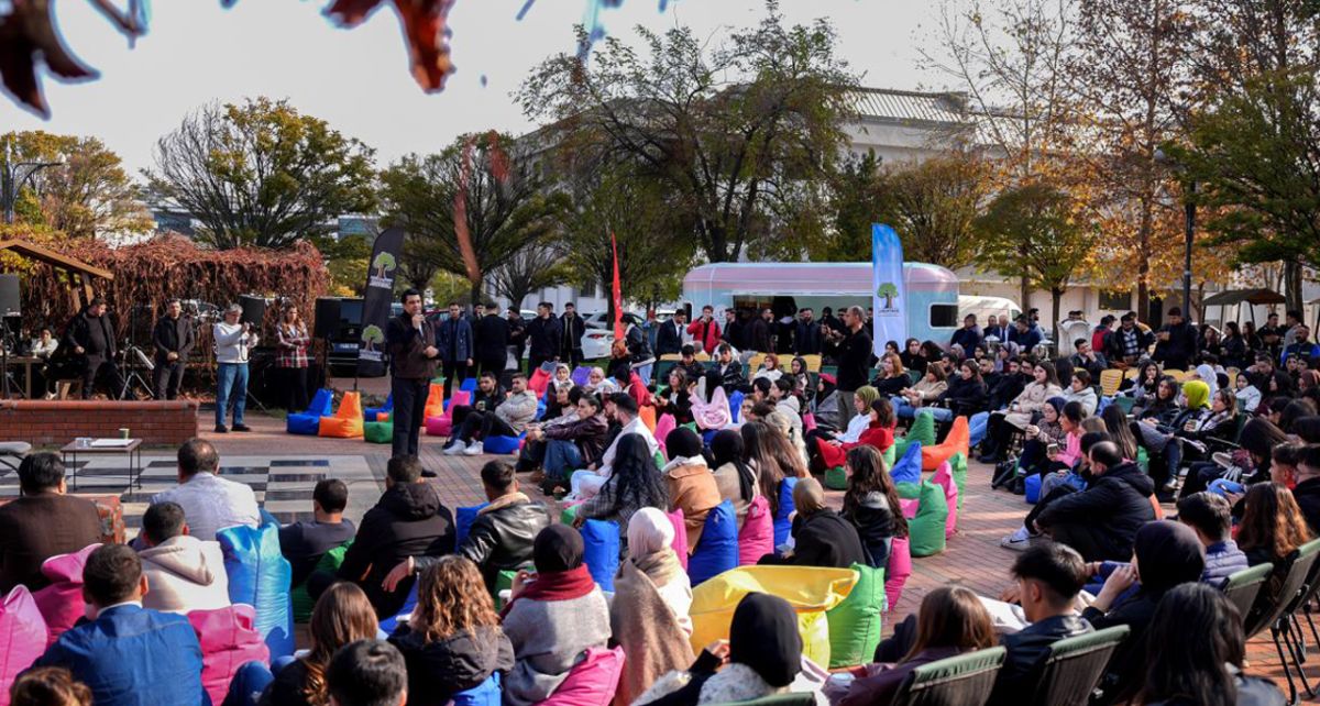 Şehitkamil Belediye Başkanı Umut Yılmaz, Genç Sanatçı Adaylarıyla Kampüste Buluştu