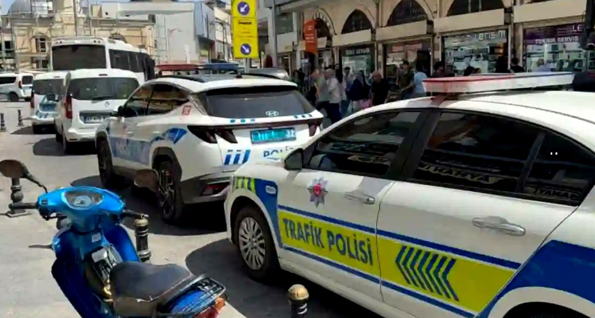 Gaziantep'te Polis, Karagöz Caddesi'nde Geniş Çaplı Operasyon Düzenledi