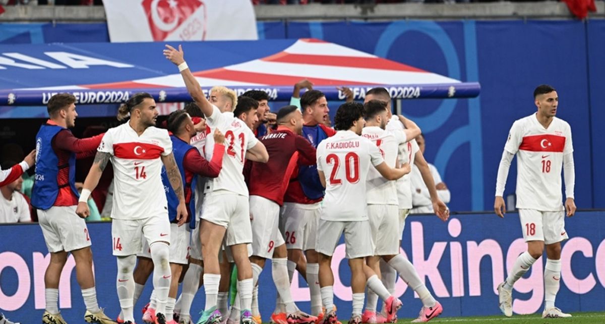 A Milli Takım'ımız, Avusturya'yı 2-1 yenerek çeyrek finale yükseldi