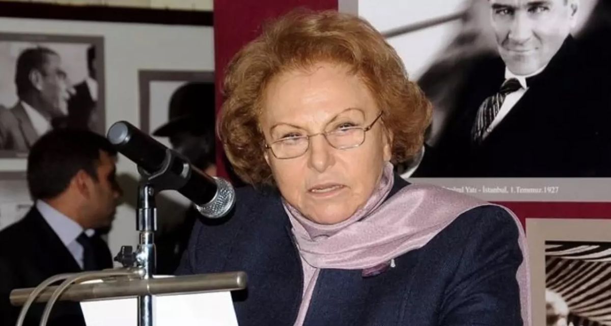 Ömrünü Eğitim ve Kadınlara Adamış Cumhuriyet Çınarı Nüket Ersoy Vefat Etti