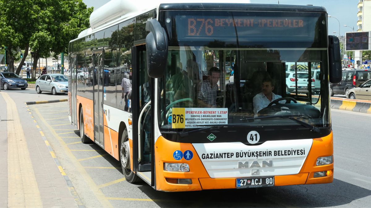 Gaziantep'te 65 yaş üstündeki vatandaşlar ulaşım ücreti ödeyecek iddiasına yalanlanma