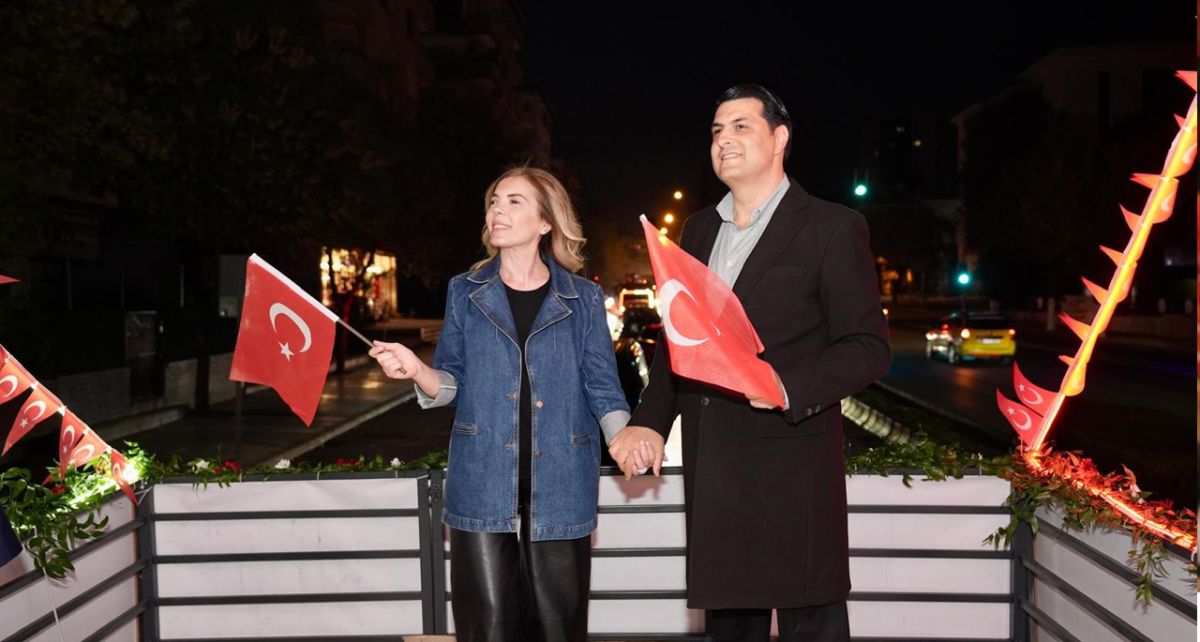 Şehitkamil'den 102 Araçlık Cumhuriyet Kortejine Davet