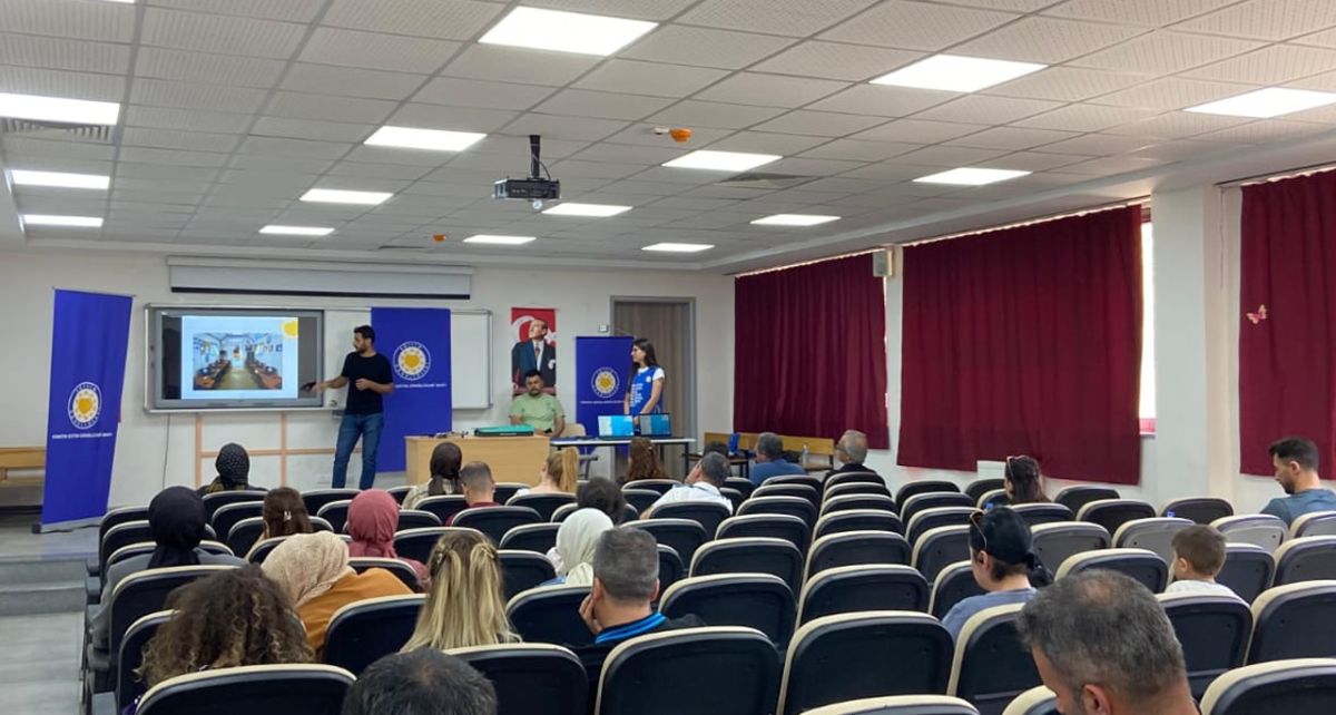 TEGV’in Ateşböceği Eğitim Tırı Gaziantep’te Öğretmenlerle Buluştu