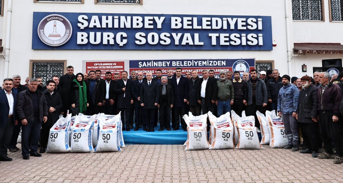 Şahinbey Belediyesi’nden Hayvan Yetiştiricilerine 7.000 Ton Yem Desteği