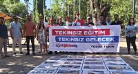 'Tekinsiz Eğitim, Tekinsiz Gelecek': Eğitim-İş'ten Yıl Sonu Sergisi ve Sert Eleştiriler