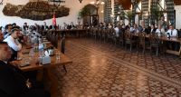 Gaziantep’te Haftaya Başlangıç Toplantısı: Kamu Hizmetlerinde Tasarruf ve Koordinasyon Vurgusu