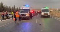 Gaziantep-Nizip Yolunda Can Pazarı: 3 Kişi Hayatını Kaybetti, 3 Yaralı