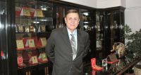 Öncü sanayici M. Naci Topçuoğlu, mezarı başında dualarla anıldı