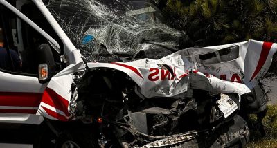 Gaziantep İslahiye'de Ambulans Kazası: 3 Sağlık Çalışanı Yaralandı