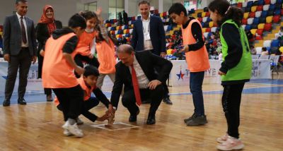 Adıyaman'da 'Yüz Yüze 100 Çocuk Oyunu Projesi' kapsamında yarışma düzenlendi