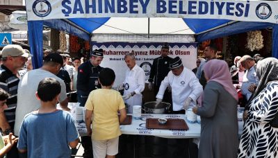 Şahinbey Belediyesi Aşure Geleneğini Sürdürüyor