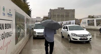 Besni’de Sağanak Yağış Etkili Oldu