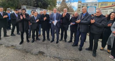 Eğitim Camiası Öğretmene Saldırıyı Kınamak İçin Kenetlendi