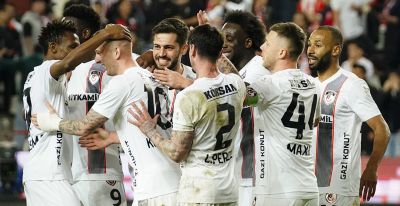 Gaziantep FK, Antalyaspor'u Deplasmanda Farklı Geçti: 1-4