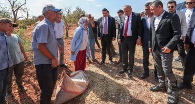 Özgür Özel, Alım Fiyatına Tepki Gösteren Gaziantepli Fıstık Üreticileriyle Bir Araya Geldi