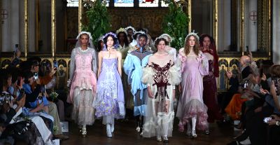 Gaziantep’in Asırlık Mirası Londra Moda Haftası’nda Podyuma Taşındı