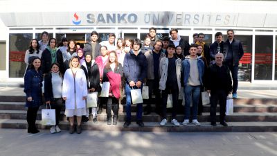 AKFEN 12’nci sınıf öğrencilerinden SANKO Üniversitesi'ne ziyaret