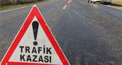 Düğün Salonu Önünde Trafik Kazası! 1'i Ağır 3 Kişi Yaralandı!