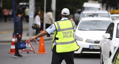 Trafik Kurallarına Uyulmaması Cezaları Artırdı: Sürücülerden Tepki